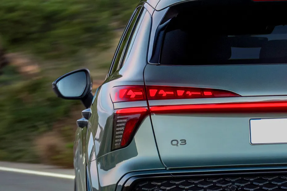 Audi Q3 2026 — Taillight