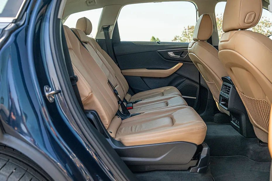 Audi Q7 Interior — Rear Seats