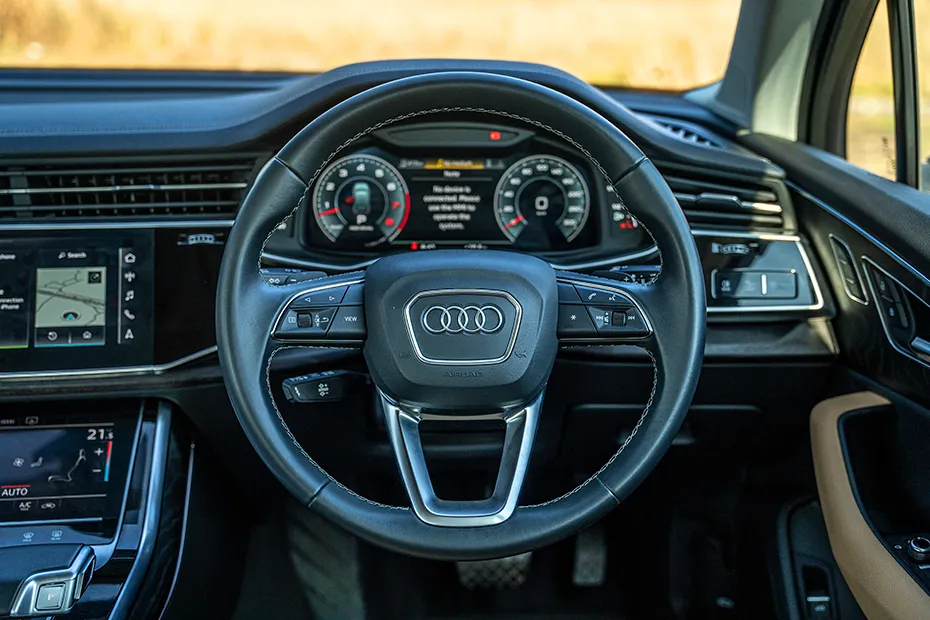 Audi Q7 Interior — Steering Wheel