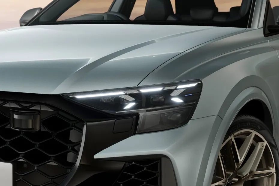 Audi RS Q8 — Headlight