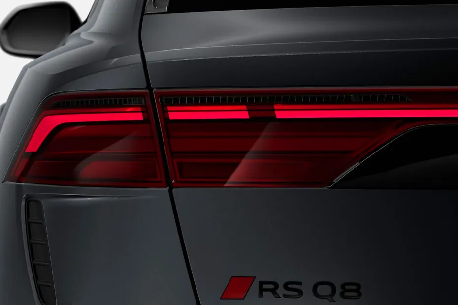 Audi RS Q8 — Taillight