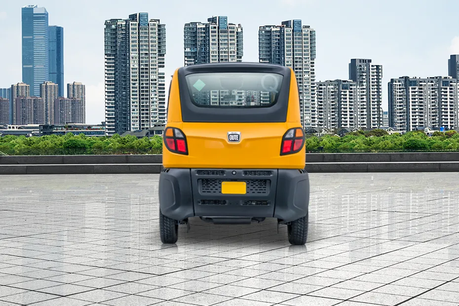 Bajaj Qute exterior view 5