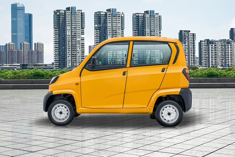 Bajaj Qute exterior view 3