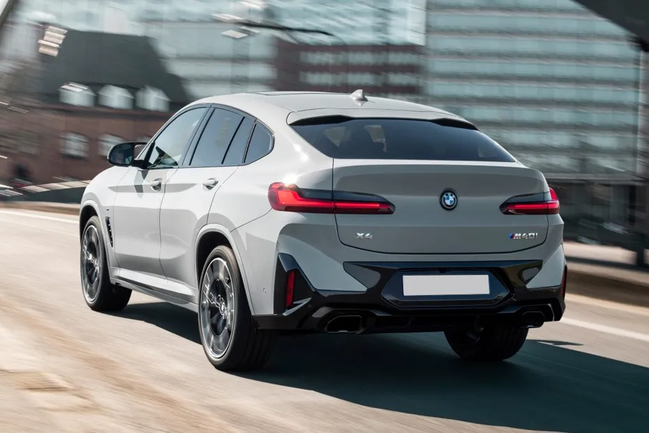 BMW X4 exterior view 3