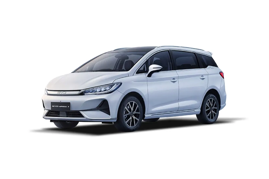 BYD eMAX 7 — Crystal White