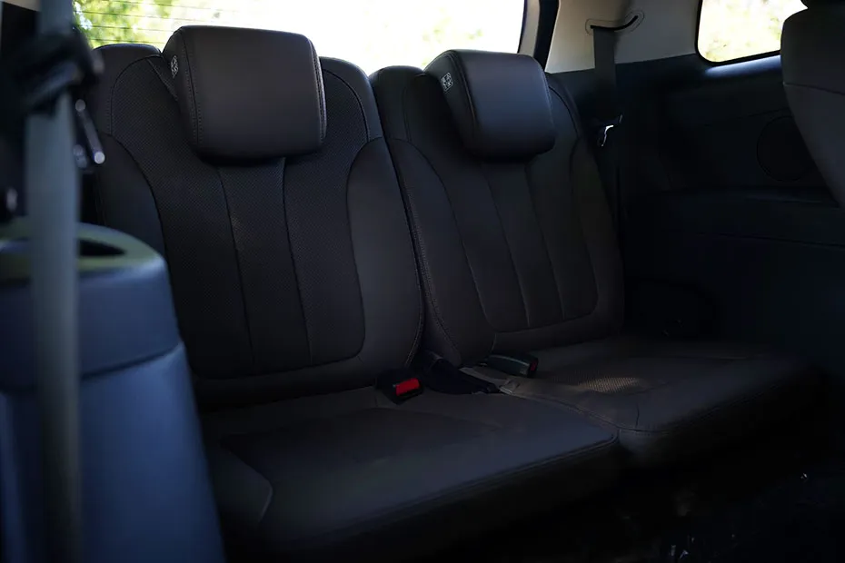 BYD eMAX 7 Interior — Rear Seats