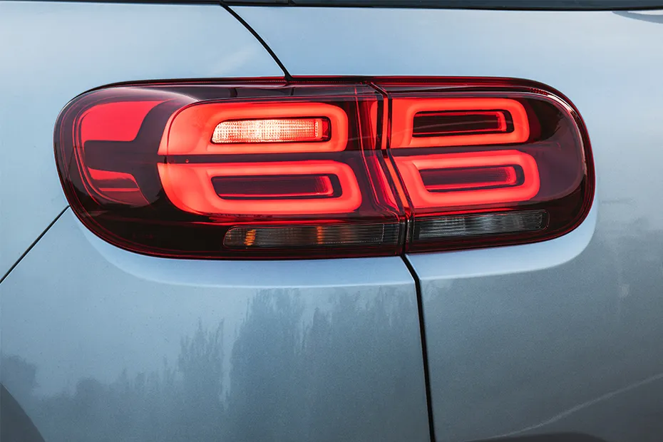 Citroen C5 Aircross 2021-2022 — Taillight