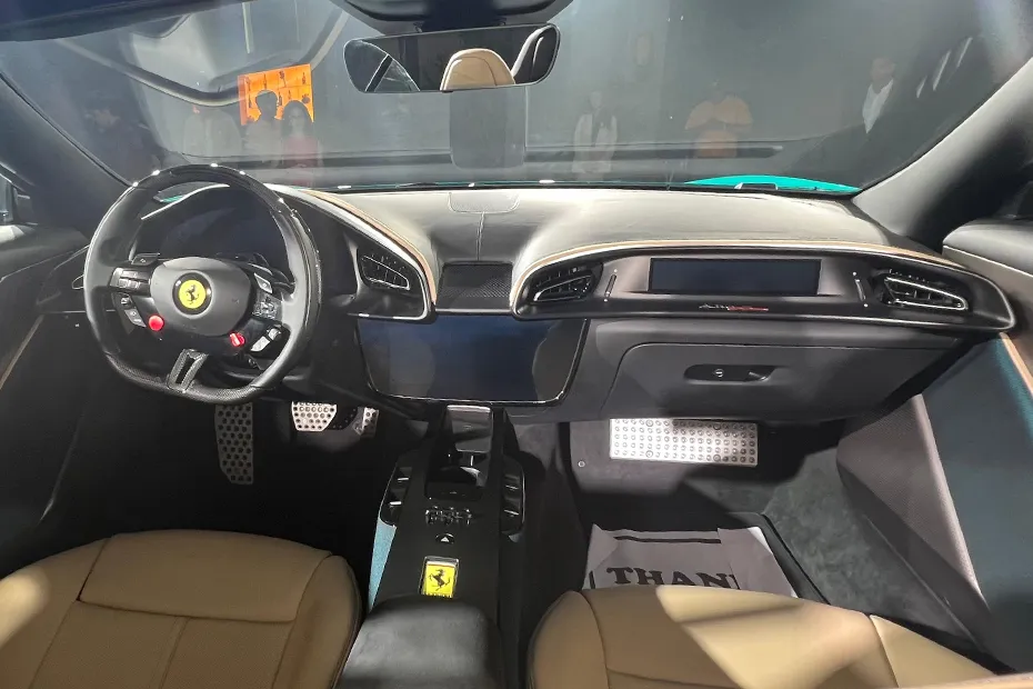 Ferrari Amalfi Interior — Dashboard