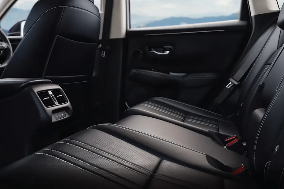 Honda ZR-V Interior — Rear Seats