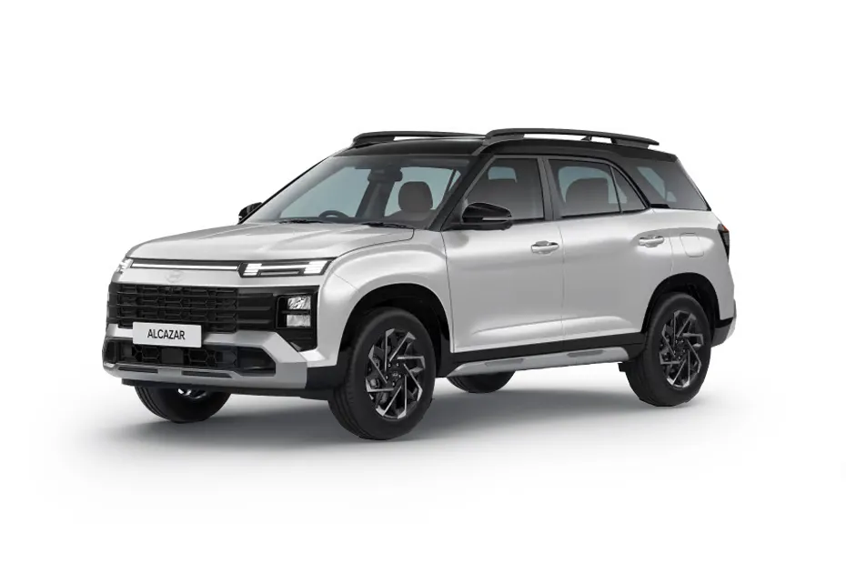 Hyundai Alcazar — Atlas White Dual Tone
