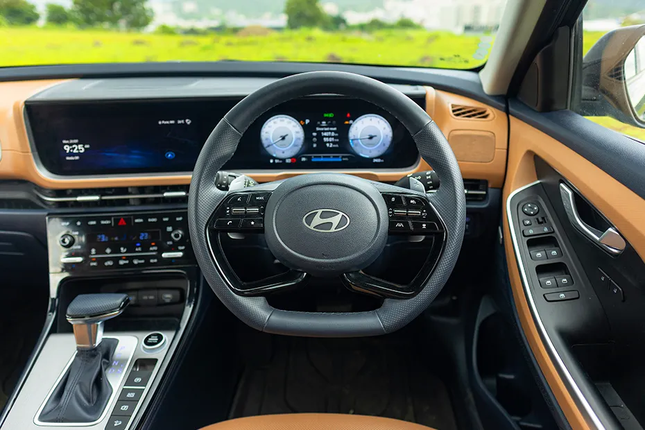 Hyundai Alcazar Interior — Steering Wheel