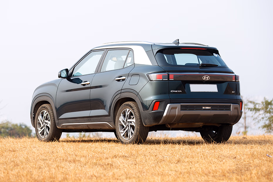 Hyundai Creta Rear Left Stance