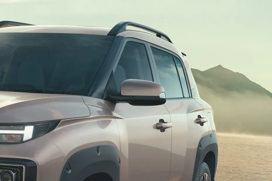Hyundai Exter exterior view 5