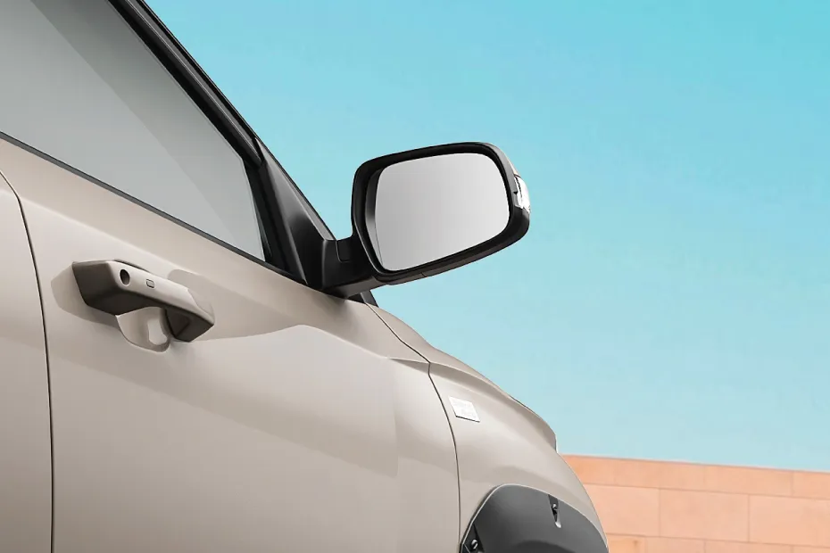 Hyundai Exter exterior view 6