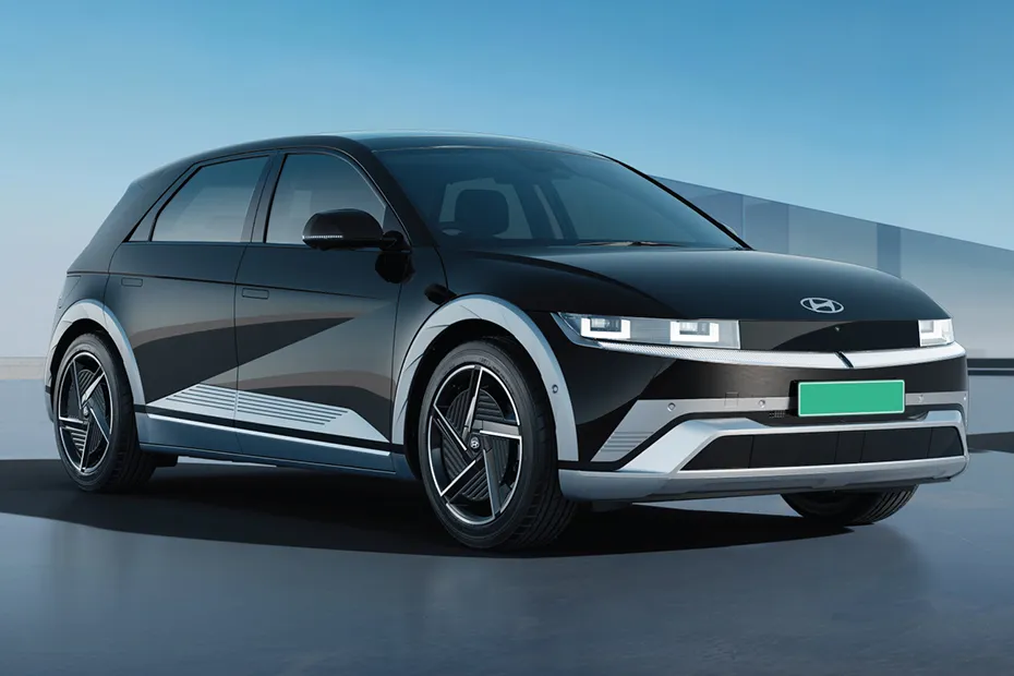 Hyundai IONIQ 5 exterior view 3