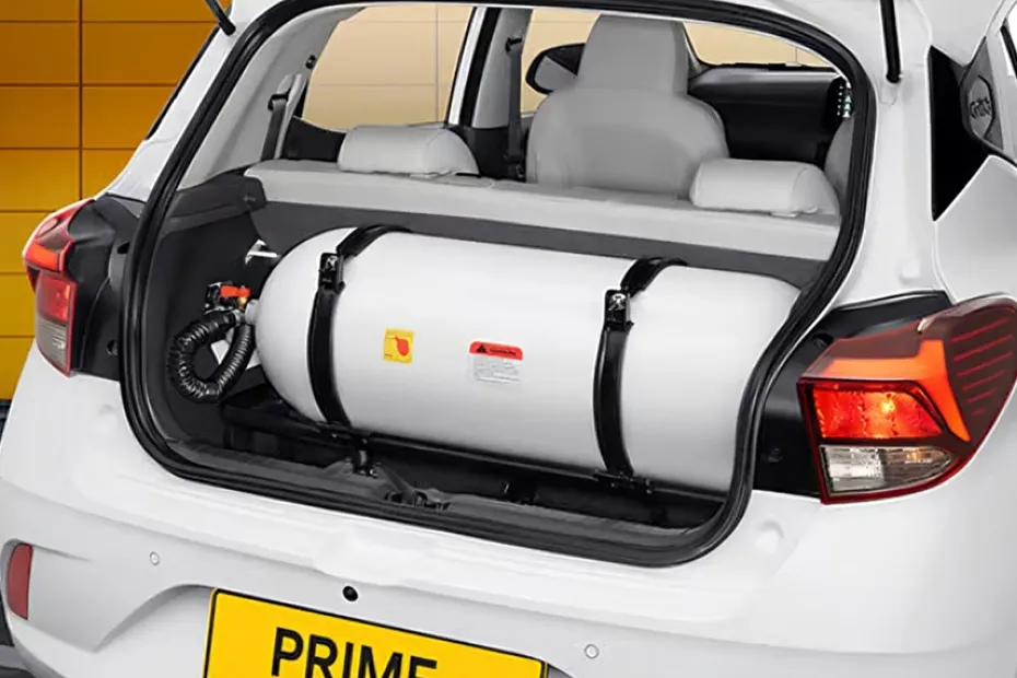 Hyundai Prime HB Interior — Open Trunk