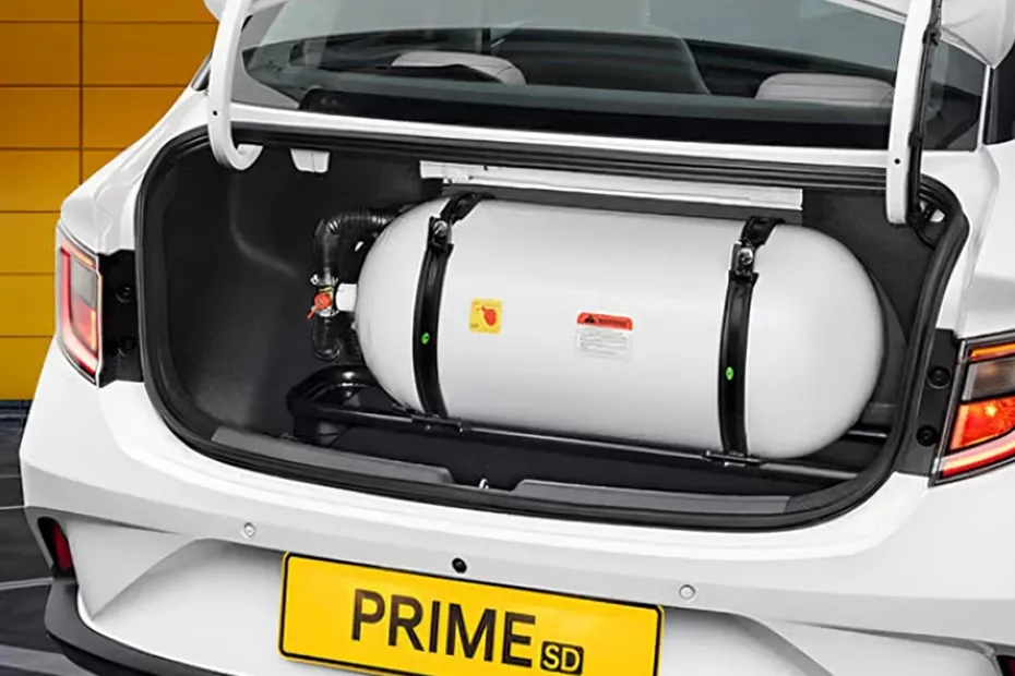 Hyundai Prime SD Interior — Open Trunk