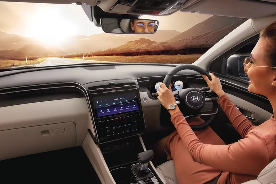 Hyundai Tucson Interior — Dashboard