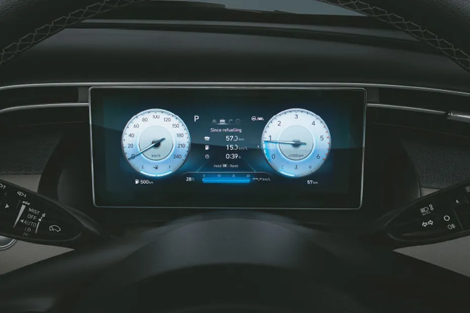 Hyundai Tucson Interior — Instrument Cluster