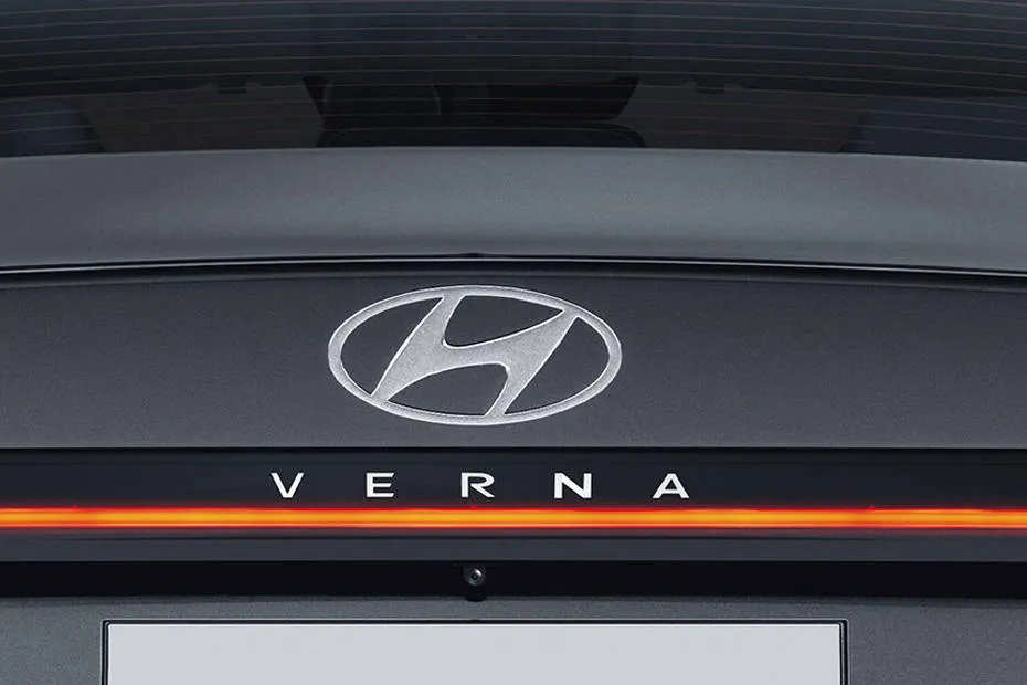 Hyundai Verna 2023-2026 exterior view 5