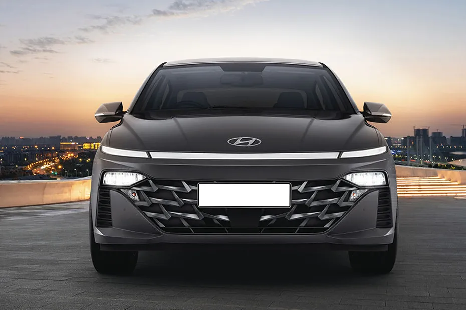 Hyundai Verna 2023-2026 exterior view 2