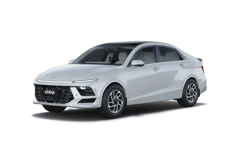 Hyundai Verna — Atlas White with Black Roof