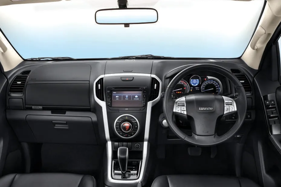 Isuzu MU-X Interior — Dashboard