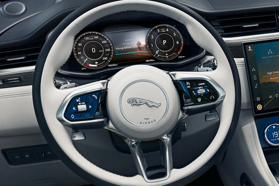 Jaguar F-Pace 2016-2021 Interior — Steering Wheel