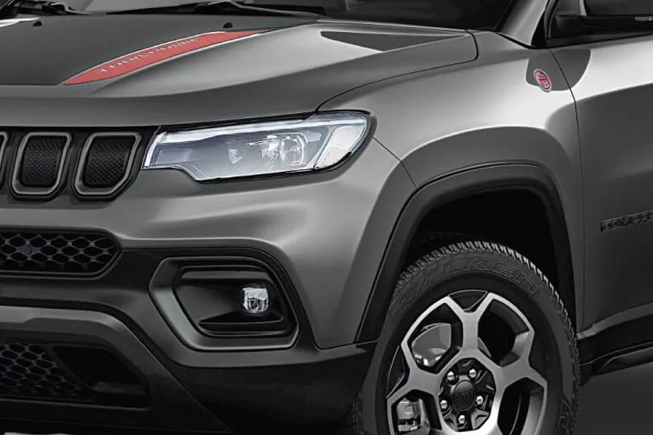 Jeep Compass Trailhawk — Headlight