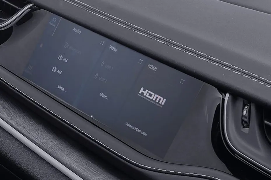 Jeep Grand Cherokee Interior — Infotainment System Main Menu