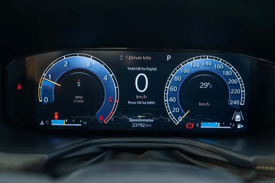 Jeep Meridian Interior — Instrument Cluster