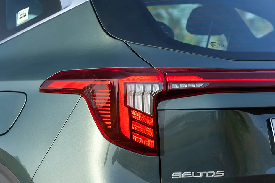 Kia Seltos 2023-2025 — Taillight