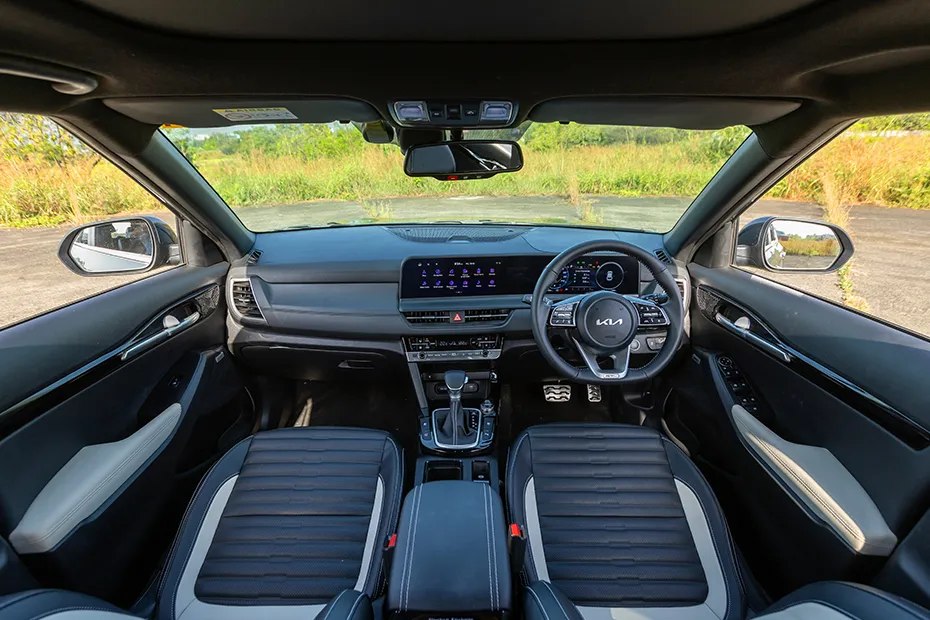 Kia Seltos 2023-2025 Interior — Dashboard