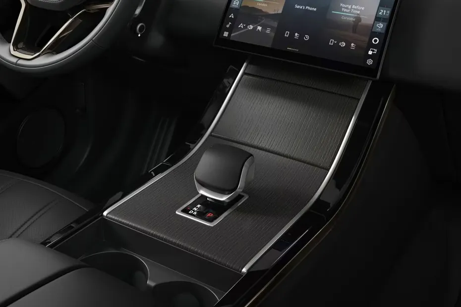 Land Rover Range Rover Evoque Interior — Gear Shifter