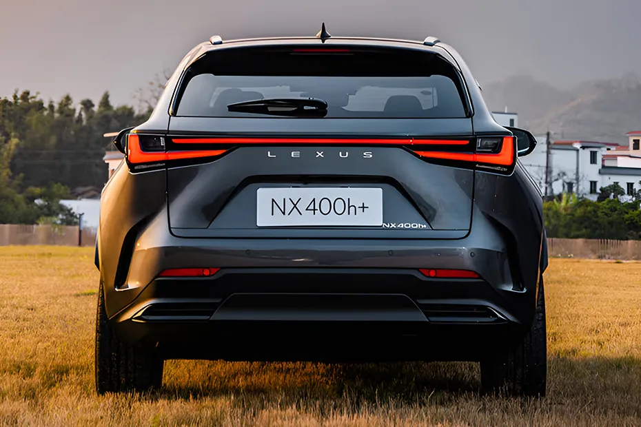 Lexus NX exterior view 2