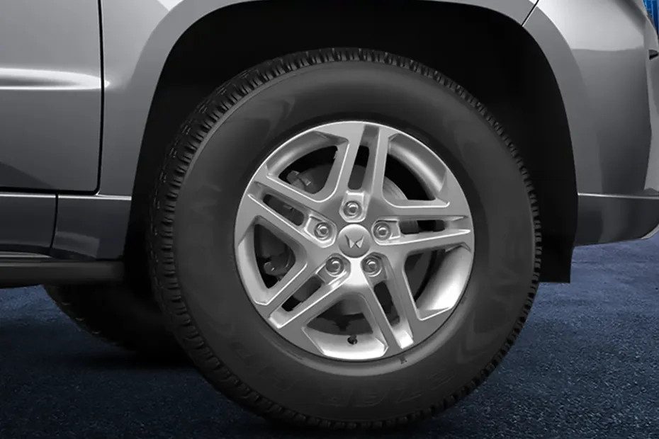 Mahindra Bolero Neo Plus exterior view 6