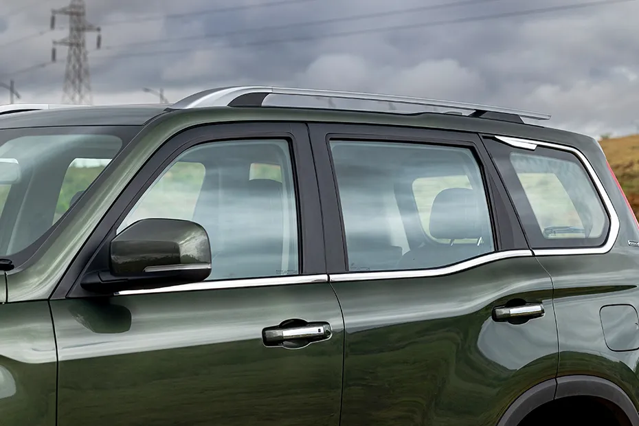 Mahindra Scorpio N — Window Line
