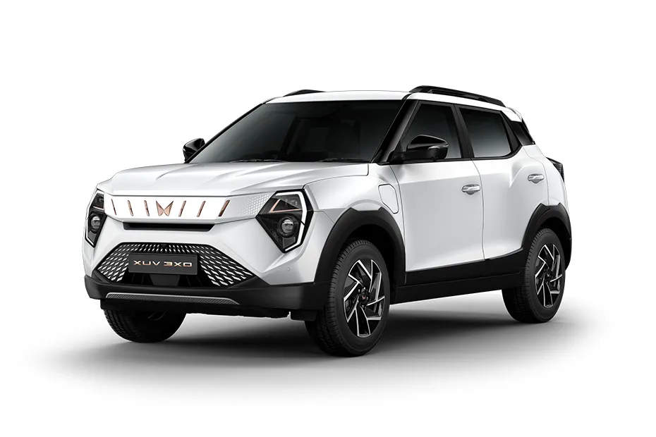 Mahindra XUV 3XO EV — Everest White