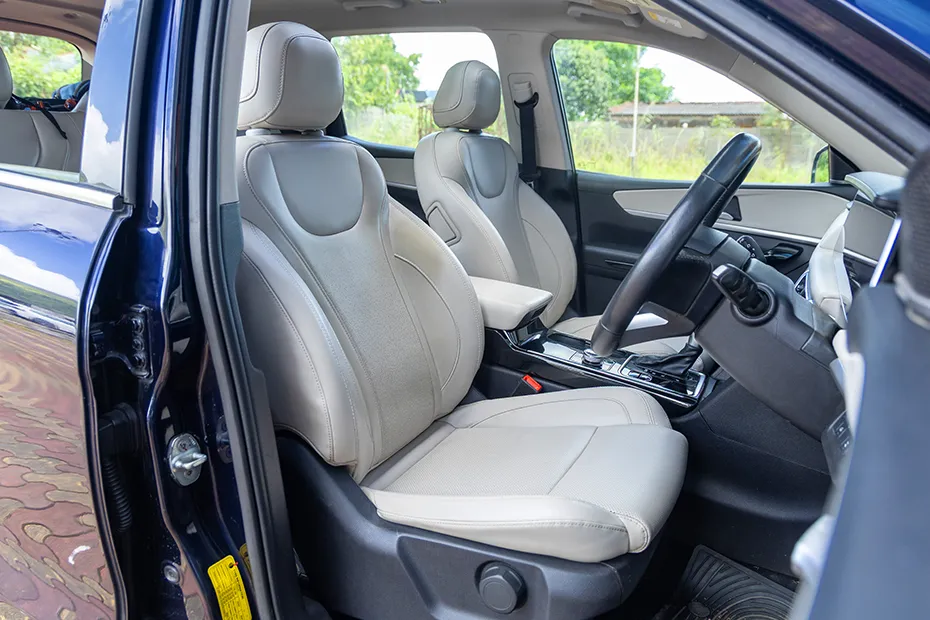Mahindra XUV700