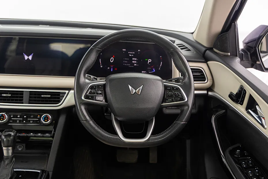 Mahindra XUV700