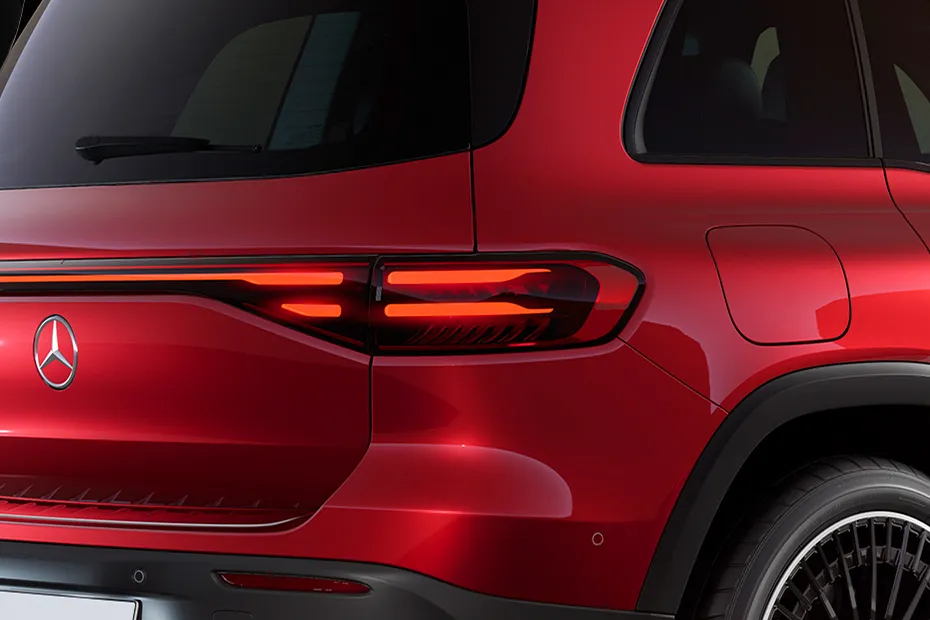 Mercedes-Benz EQB — Taillight