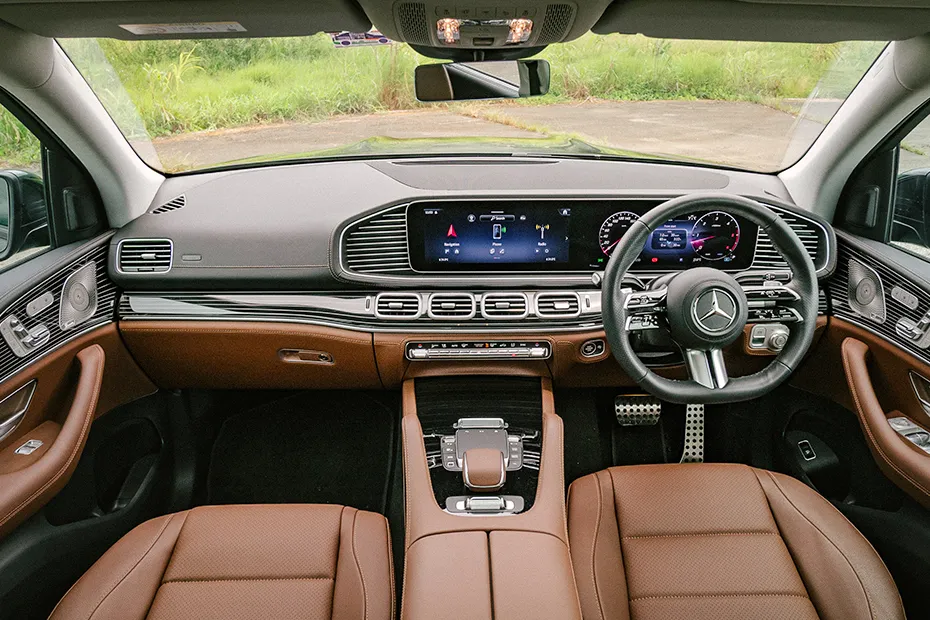 Mercedes-Benz GLS Interior — Dashboard