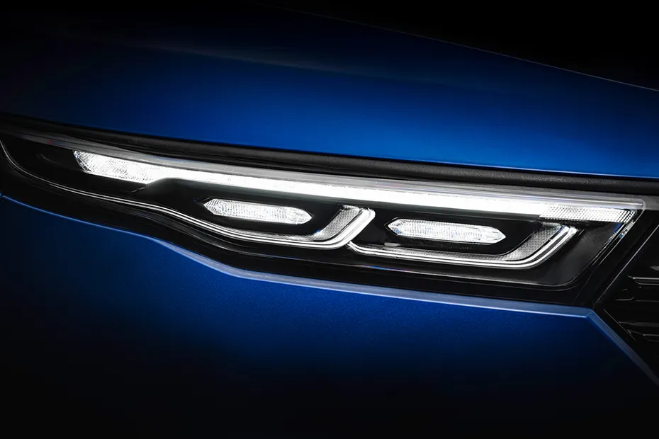 MG Hector Plus 2020-2023 — Headlight