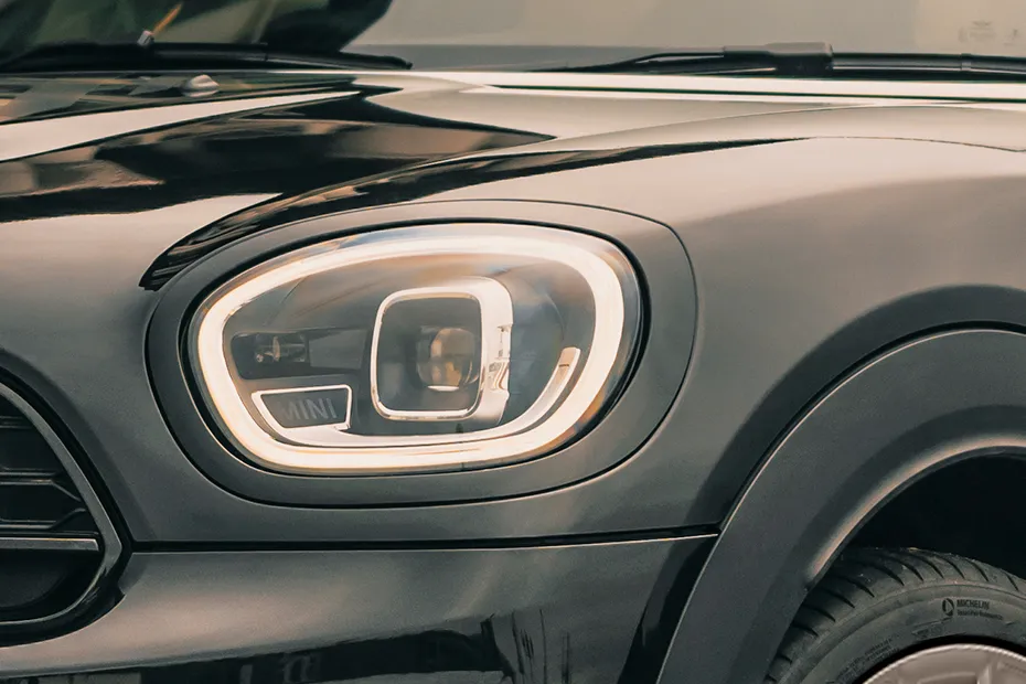 Mini Cooper Countryman 2021-2025 — Headlight
