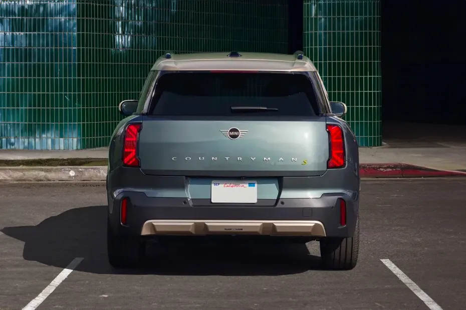Mini Countryman Electric exterior view 4