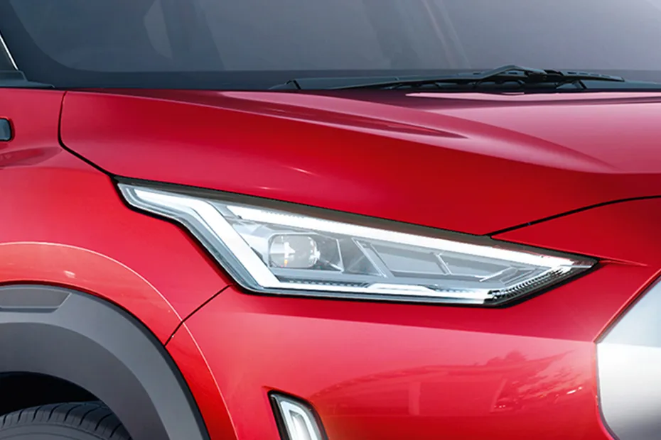Nissan Magnite 2020-2024 — Headlight