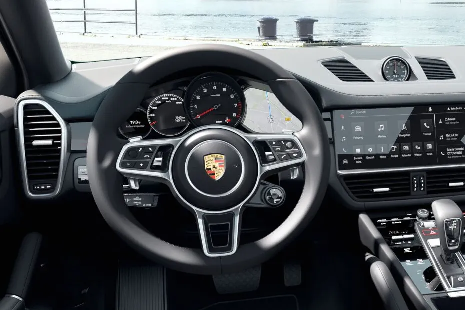 Porsche Cayenne Coupe 2019-2023 Interior — Steering Wheel