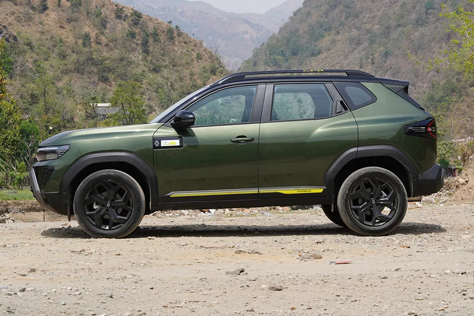 Renault Duster exterior view 2