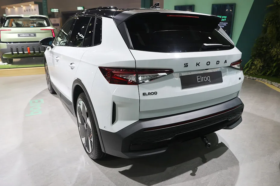 Skoda Elroq exterior view 4