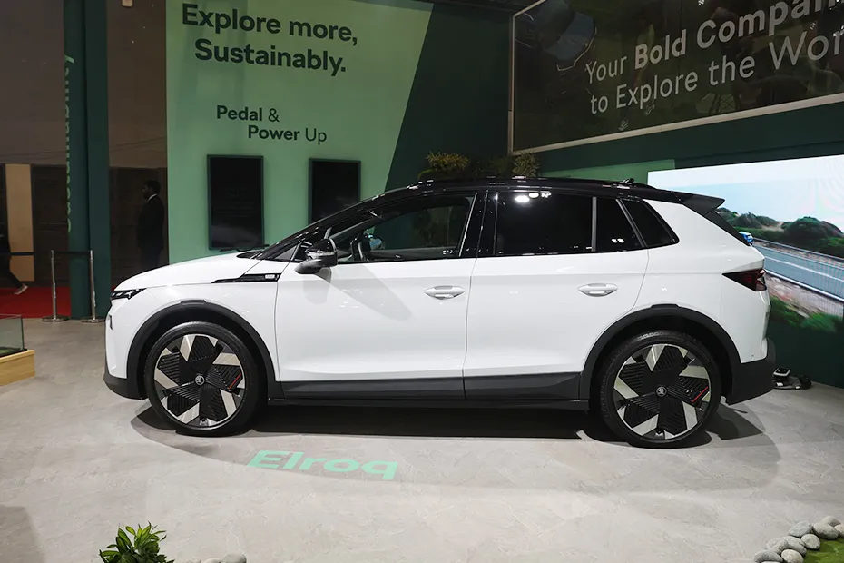 Skoda Elroq exterior view 3
